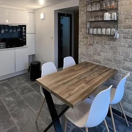 Rez De Jardin Climatise De 45m²+exterieur De 70m² Les Sables-dʼOlonne