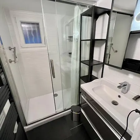 Διαμέρισμα Rez De Jardin Climatise De 45m²+exterieur De 70m²
